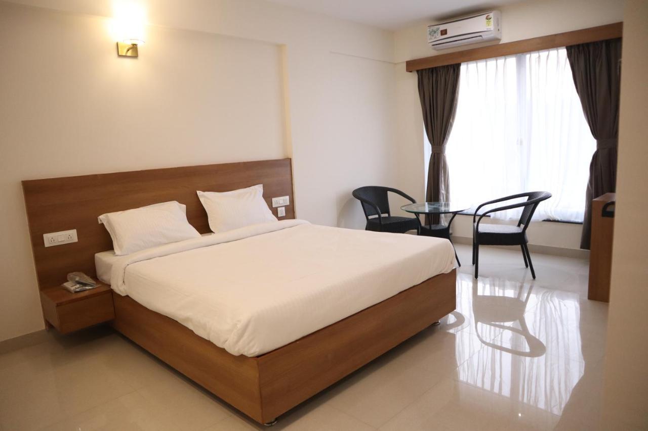 Hotel Wayfarer Porvorim Dış mekan fotoğraf